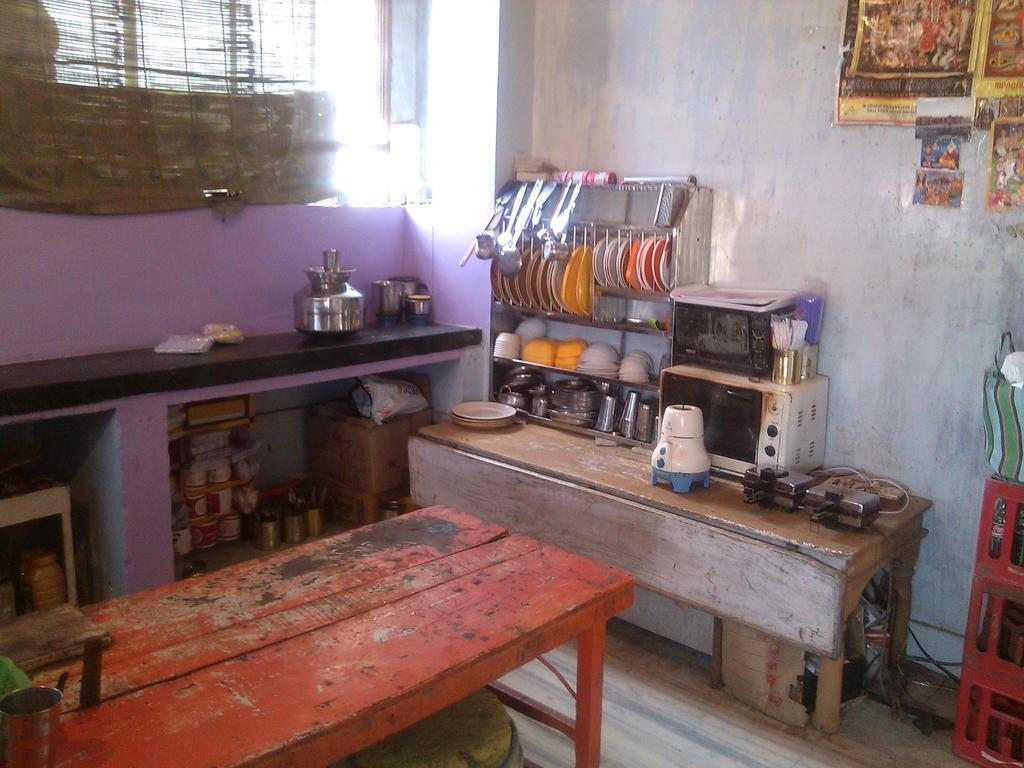 Hotel Mama Luna Pushkar Esterno foto